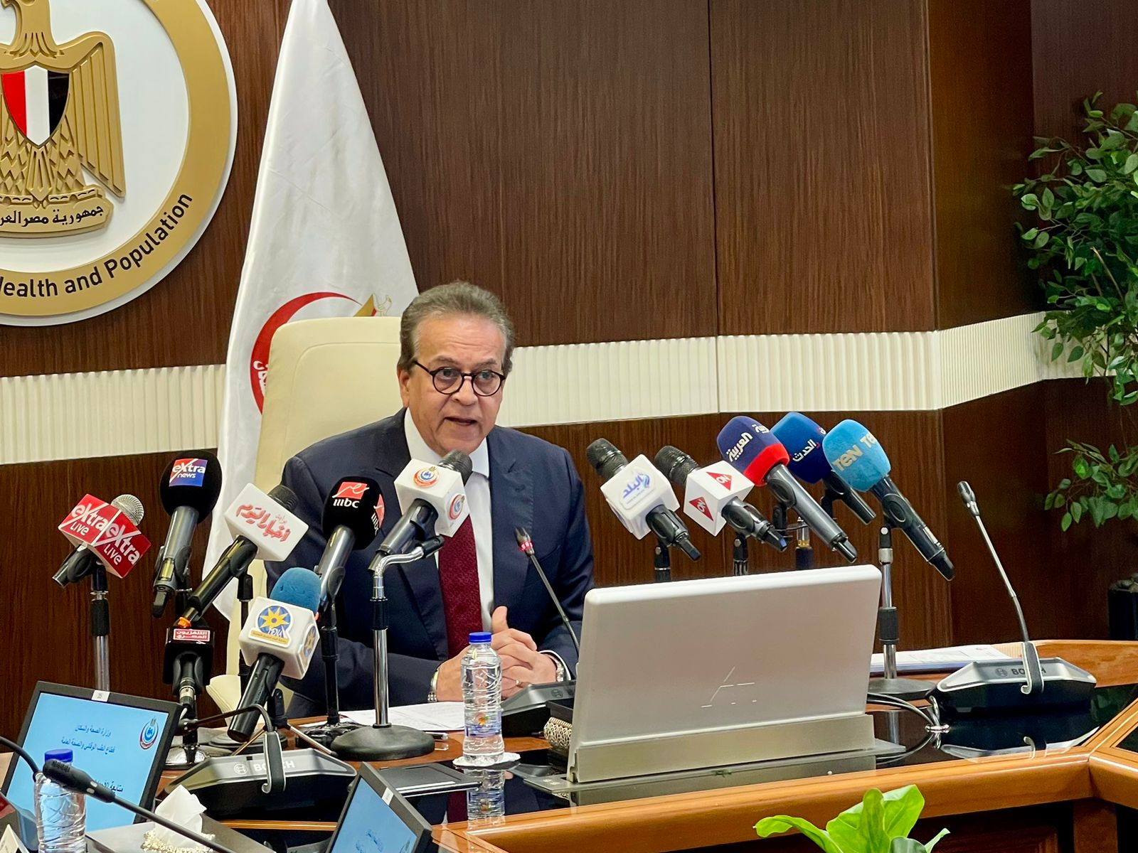وزير الصحة: 